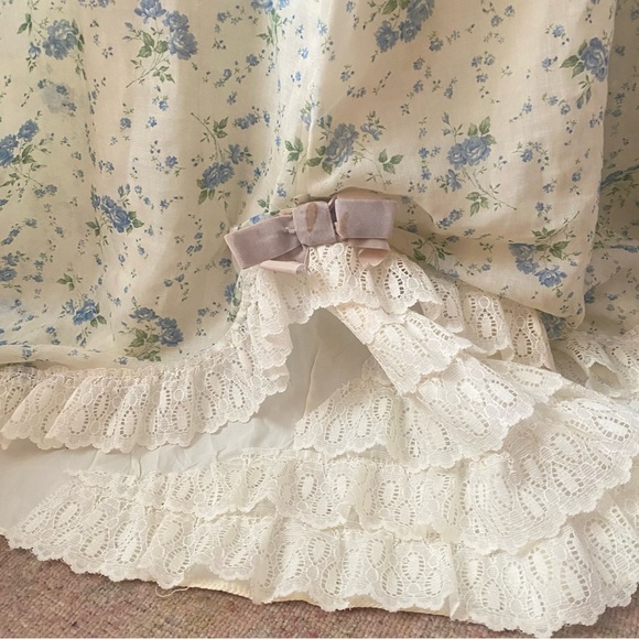 Vintage Bohemian Ditsy Floral Prairie Maxi Dress - Picture 6 of 8